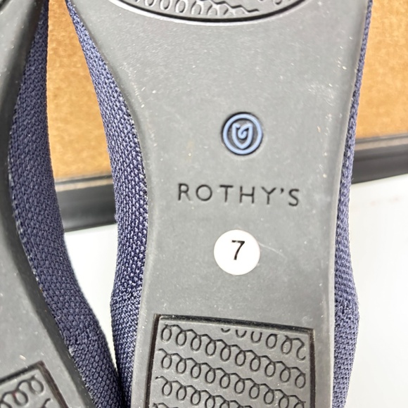 Rothy's The Point Dark Royal Blue  Size 7 - Picture 10 of 10